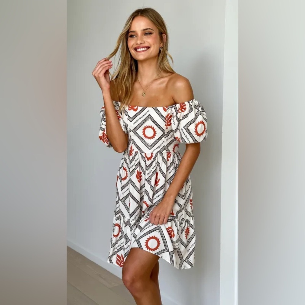 Elegant Off-Shoulder Patterned Dress